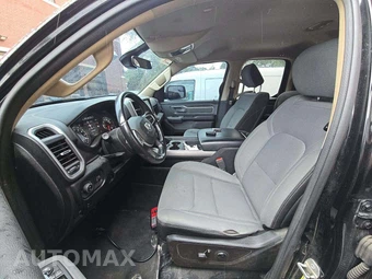 2020 Ram 1500 Big Horn Extended Cab Medium Bed – miniatura 6