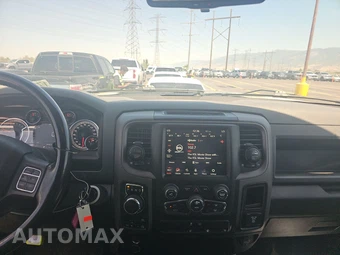 2020 Ram 1500 Classic Express Extended Cab Medium Bed – miniatura 11