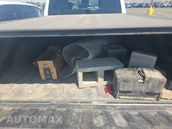 2020 Ram 1500 Classic Express Extended Cab Medium Bed – miniatura 17