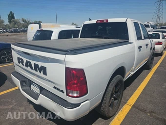 2020 Ram 1500 Classic Express Extended Cab Medium Bed – miniatura 4