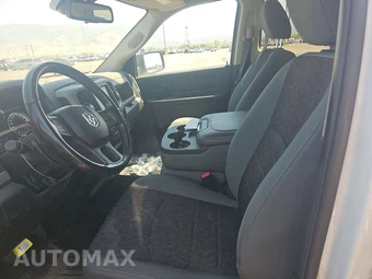 2020 Ram 1500 Classic Express Extended Cab Medium Bed – miniatura 7