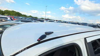 2020 Ram 1500 Classic SLT Crew Cab Medium Bed – miniatura 17