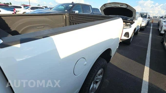 2020 Ram 1500 Classic SLT Crew Cab Medium Bed – miniatura 33