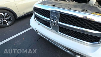 2020 Ram 1500 Classic SLT Crew Cab Medium Bed – miniatura 34
