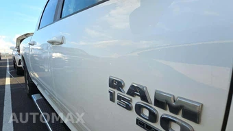2020 Ram 1500 Classic SLT Crew Cab Medium Bed – miniatura 35