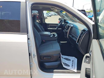 2020 Ram 1500 Classic SLT Crew Cab Medium Bed - miniatura 18