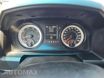 2020 Ram 1500 Classic SLT Crew Cab Medium Bed - miniatura 9