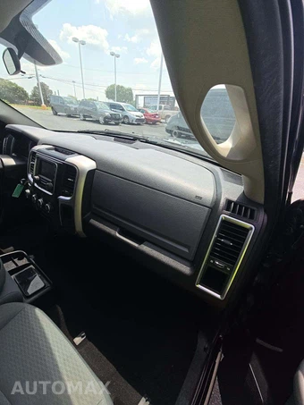 2020 Ram 1500 Classic SLT Crew Cab Medium Bed - miniatura 19