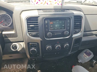 2020 Ram 1500 Classic SLT Crew Cab Medium Bed - miniatura 11