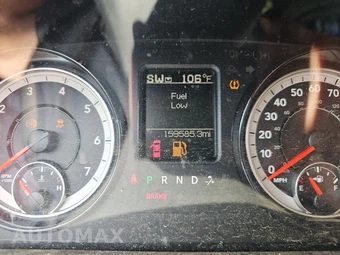 2020 Ram 1500 Classic SLT Crew Cab Medium Bed - miniatura 12
