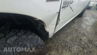 2020 Ram 1500 Classic SLT Crew Cab Medium Bed - miniatura 18