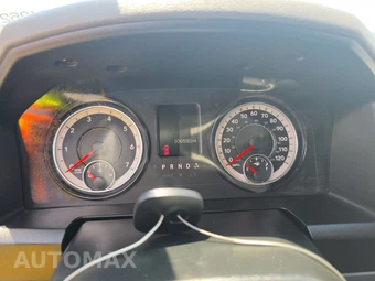 2020 Ram 1500 Classic SLT Crew Cab Medium Bed - miniatura 12