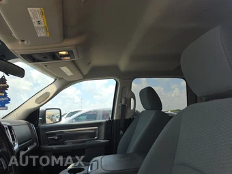 2020 Ram 1500 Classic SLT Crew Cab Medium Bed - miniatura 18
