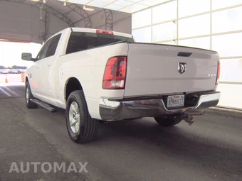 2020 Ram 1500 Classic SLT Crew Cab Medium Bed - miniatura 6