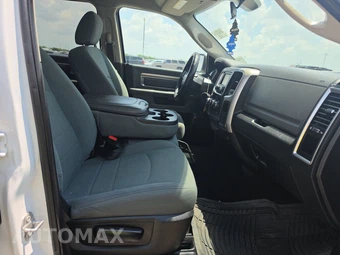 2020 Ram 1500 Classic SLT Crew Cab Medium Bed - miniatura 8