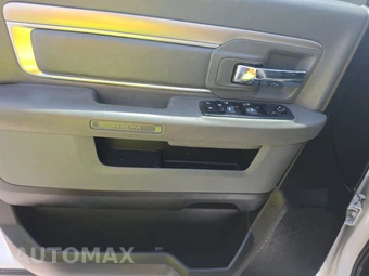 2020 Ram 1500 Classic SLT Crew Cab Medium Bed - miniatura 9