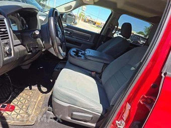 2020 Ram 1500 Classic SLT Crew Cab Short Bed - miniatura 6