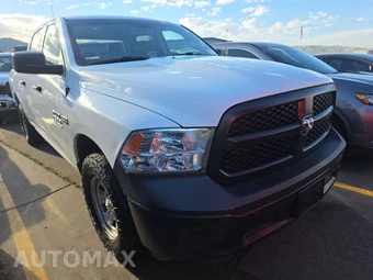 2020 Ram 1500 Classic Tradesman Crew Cab Medium Bed – miniatura 3