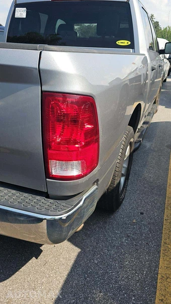 2020 Ram 1500 Classic Tradesman Crew Cab Short Bed - miniatura 21