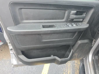 2020 Ram 1500 Classic Tradesman Crew Cab Short Bed - miniatura 9