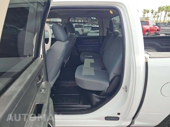 2020 Ram 1500 Classic Tradesman Crew Cab Short Bed - miniatura 10
