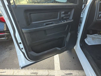 2020 Ram 1500 Classic Tradesman Extended Cab Medium Bed - miniatura 9