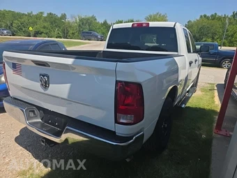 2020 Ram 1500 Classic Tradesman Extended Cab Medium Bed – miniatura 4
