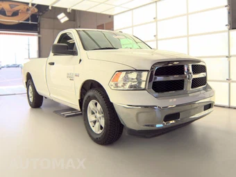 2020 Ram 1500 Classic Tradesman Regular Cab Long Bed – miniatura 3