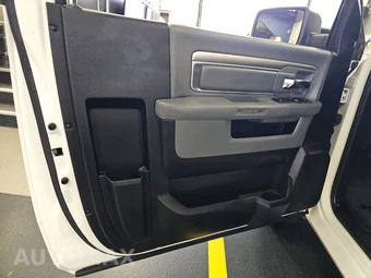 2020 Ram 1500 Classic Tradesman Regular Cab Long Bed – miniatura 9