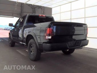 2020 Ram 1500 Classic Warlock Extended Cab Medium Bed – miniatura 6