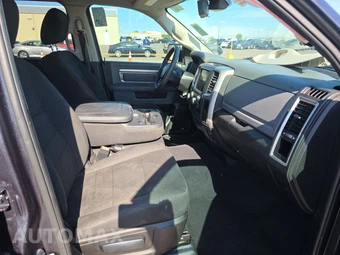 2020 Ram 1500 Classic Warlock Extended Cab Medium Bed – miniatura 8