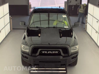 2020 Ram 1500 Classic Warlock Extended Cab Medium Bed – miniatura 2