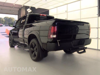 2020 Ram 1500 Classic Warlock Extended Cab Medium Bed – miniatura 6