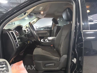 2020 Ram 1500 Classic Warlock Extended Cab Medium Bed – miniatura 7