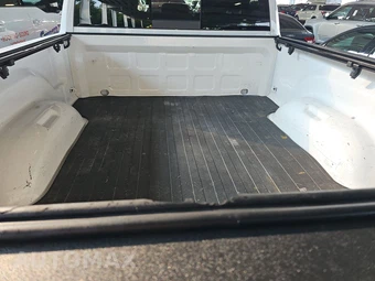 2020 Ram 1500 Classic Warlock Extended Cab Medium Bed - miniatura 16