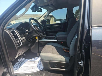 2020 Ram 1500 Classic Warlock Extended Cab Medium Bed - miniatura 6