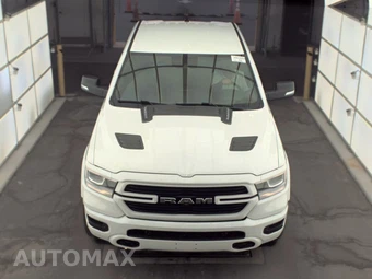 2020 Ram 1500 Laramie Crew Cab Medium Bed - miniatura 2