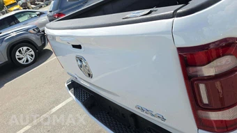 2020 Ram 1500 Laramie Crew Cab Medium Bed - miniatura 25