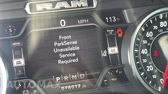 2020 Ram 1500 Laramie Crew Cab Medium Bed - miniatura 30