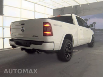 2020 Ram 1500 Laramie Crew Cab Medium Bed - miniatura 4