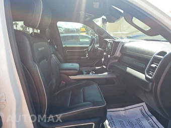 2020 Ram 1500 Laramie Crew Cab Medium Bed - miniatura 8