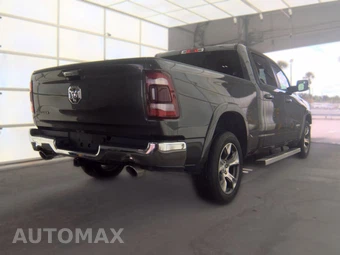 2020 Ram 1500 Laramie Crew Cab Medium Bed - miniatura 4
