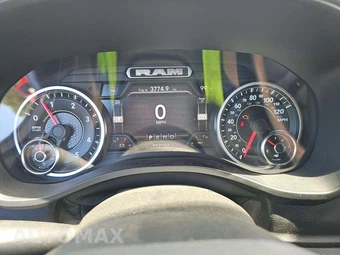 2020 Ram 1500 Laramie Crew Cab Short Bed - miniatura 6