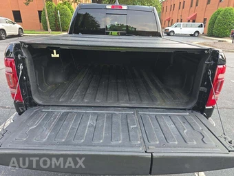 2020 Ram 1500 Laramie Crew Cab Short Bed - miniatura 14