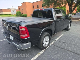 2020 Ram 1500 Laramie Crew Cab Short Bed - miniatura 3