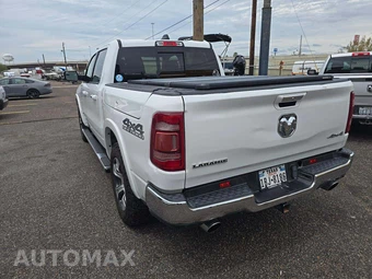 2020 Ram 1500 Laramie Crew Cab Short Bed - miniatura 2