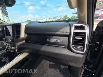 2020 Ram 1500 Laramie Crew Cab Short Bed - miniatura 16