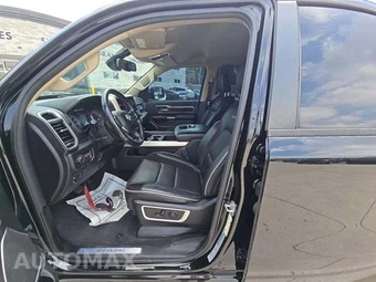 2020 Ram 1500 Laramie Crew Cab Short Bed - miniatura 3