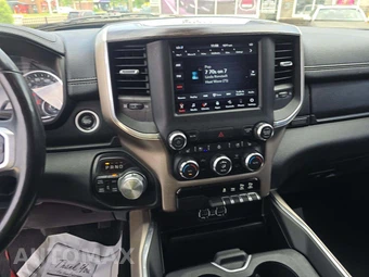 2020 Ram 1500 Laramie Crew Cab Short Bed - miniatura 7