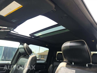2020 Ram 1500 Laramie Crew Cab Short Bed - miniatura 11